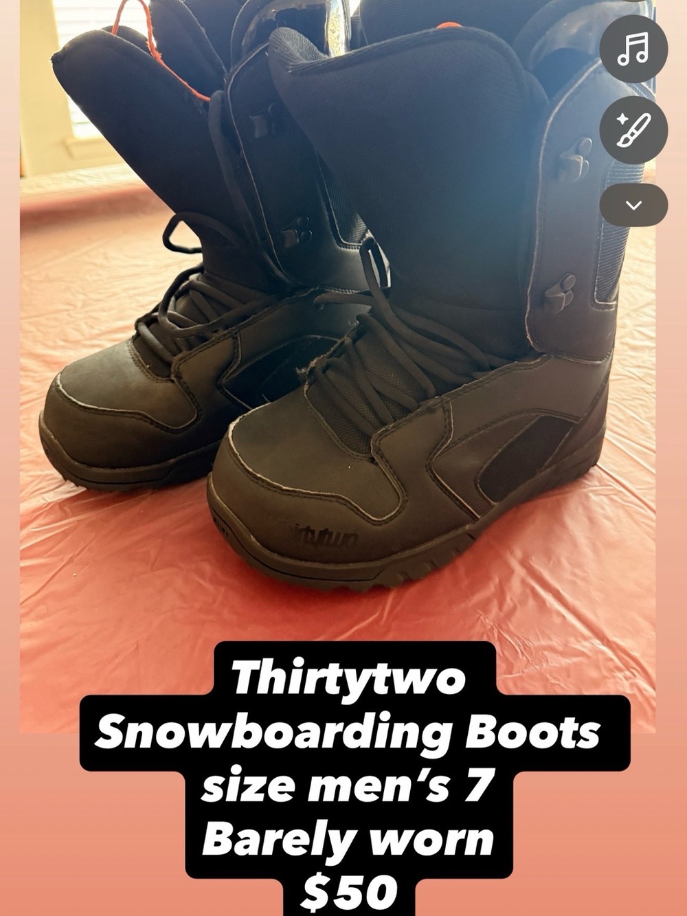 ThirtyTwo boys Black Snowboard Boots — Size 7